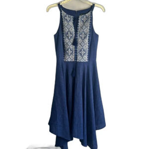 White House Black Market WHBM NWT‎ Halter Dress with Emb Bib Size 4